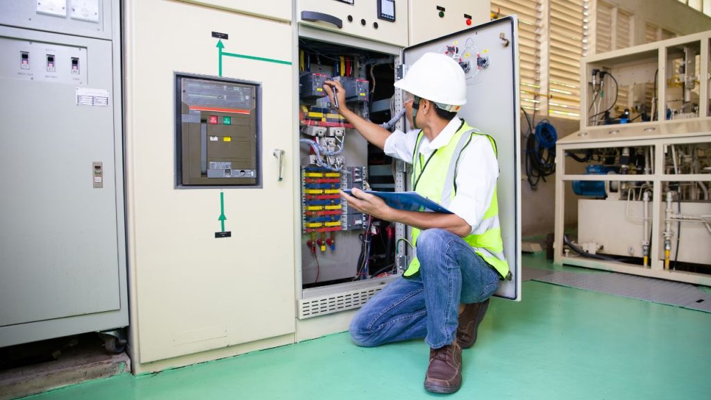 electrical switchboard repair man