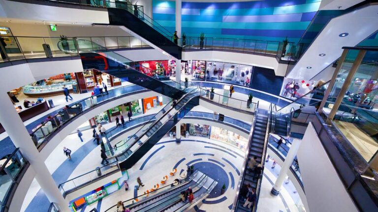 How to Track Retail Shopping Center Customer Sales and Property Performance